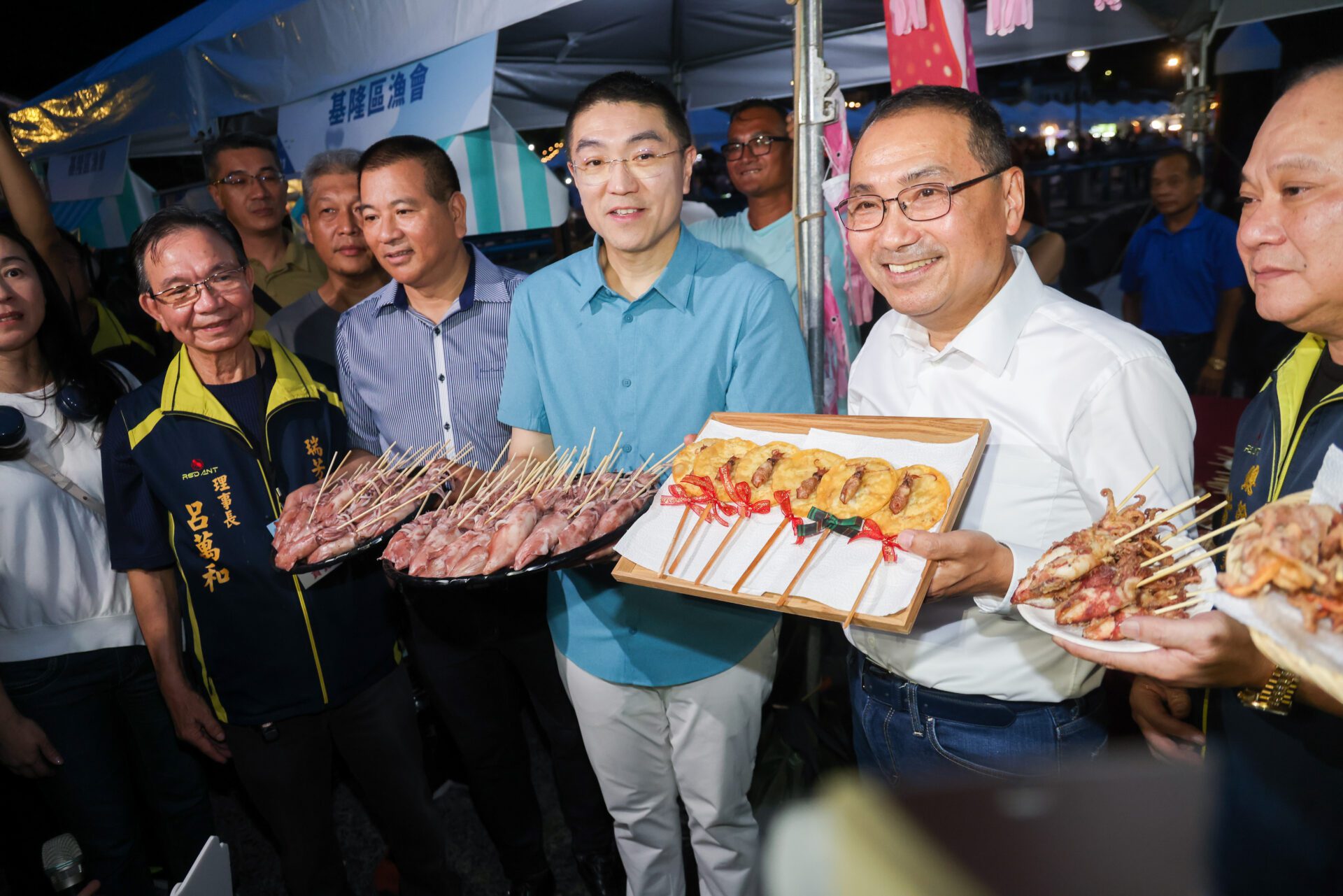 夏天吃海味　侯友宜、謝國樑共邀民眾海港啖美味小卷