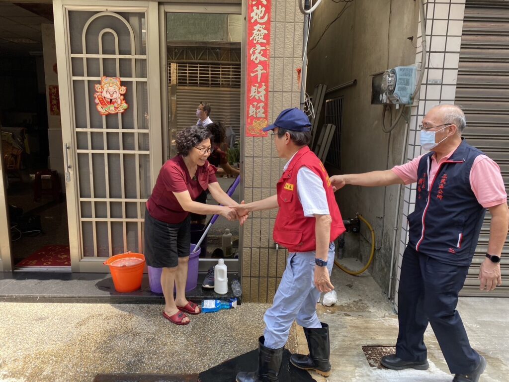 高市府團隊全力災後復舊 三位副市長分赴各區緊盯進度 務必最短時間恢復市民正常生活