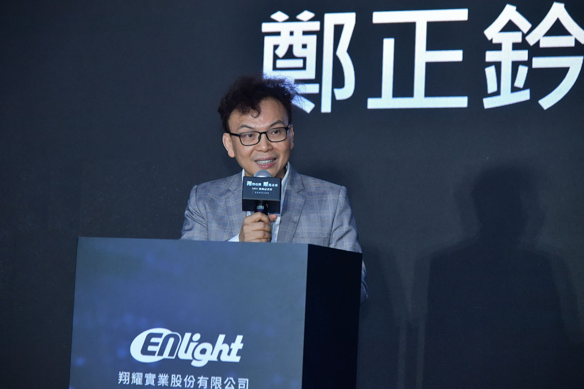 立法委員 鄭正鈐