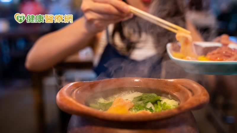 4行為會增加食道癌發生機會！　飲食最好別超過「這溫度」
