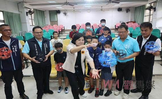 雲林縣首場無人機足球國小營隊 土庫越港國小登場