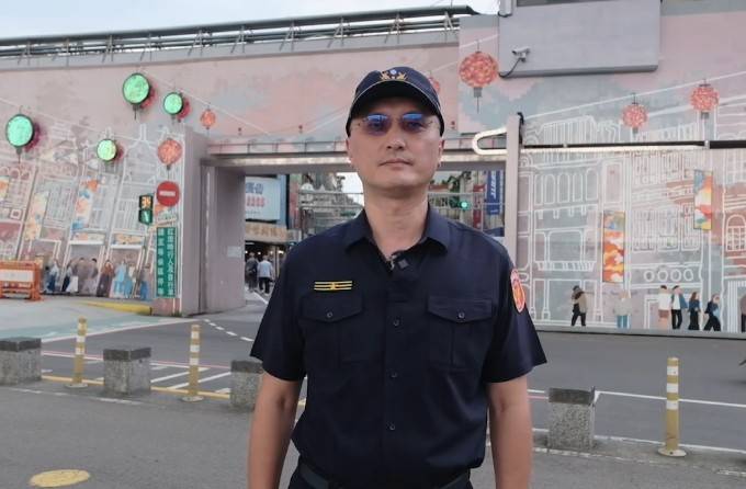 大同分局長涂國卿呼籲,前來參加活動的民眾盡量搭乘大眾運輸工具,充分享受煙火秀的視覺盛宴。(記者 黃荷琇翻攝)