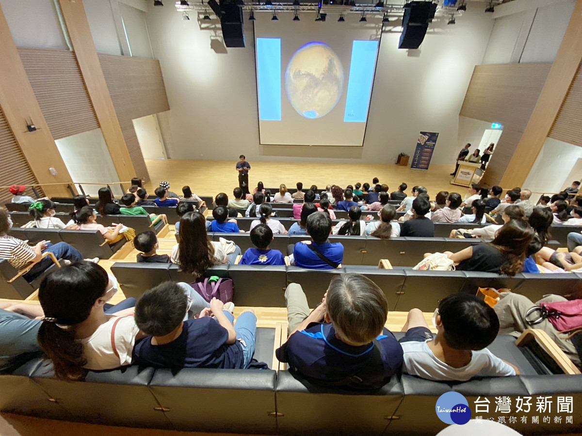 2024 暑期與科普大師邂逅在總圖 桃園科普教育精彩一夏