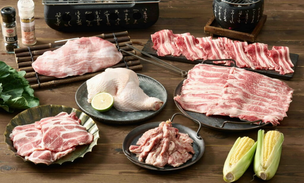 閤豐本舖更是為嗜肉族們提供無與倫比的美味體驗。烤肉組合最不能少了肉品!