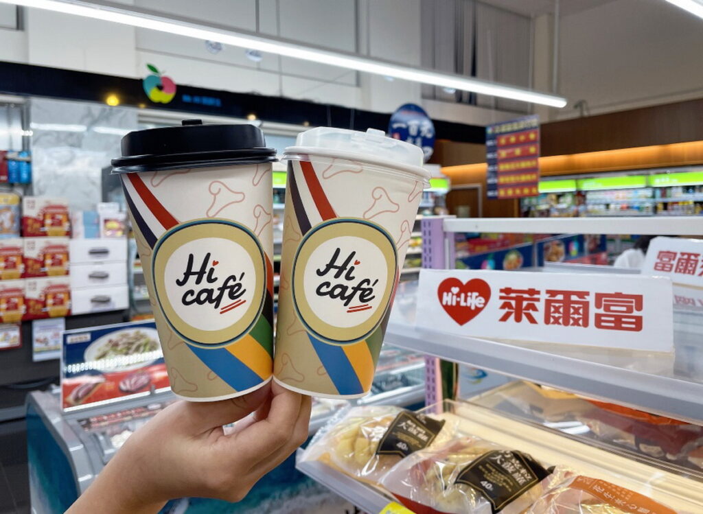 歡慶奪銅牌！萊爾富推出期間限定指定商品優惠，祭出Hi café大杯美式、大杯拿鐵享同品項買1送1優惠