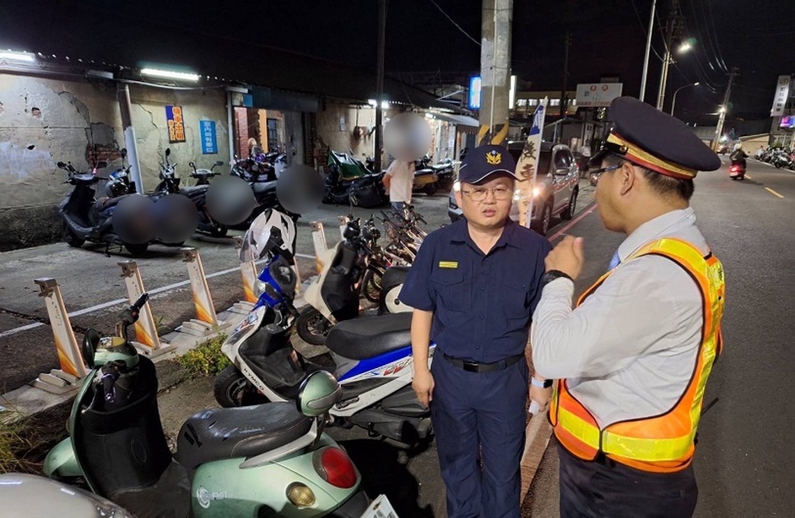 維護路竹車站週邊交安 湖內警分局加強取締違停