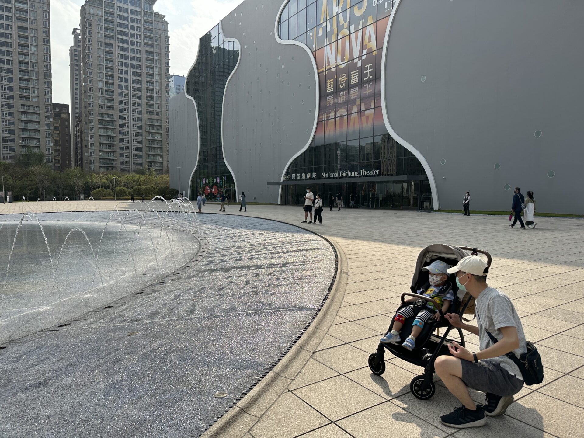 爸爸育兒不缺席！　中市府建構友善職場環境