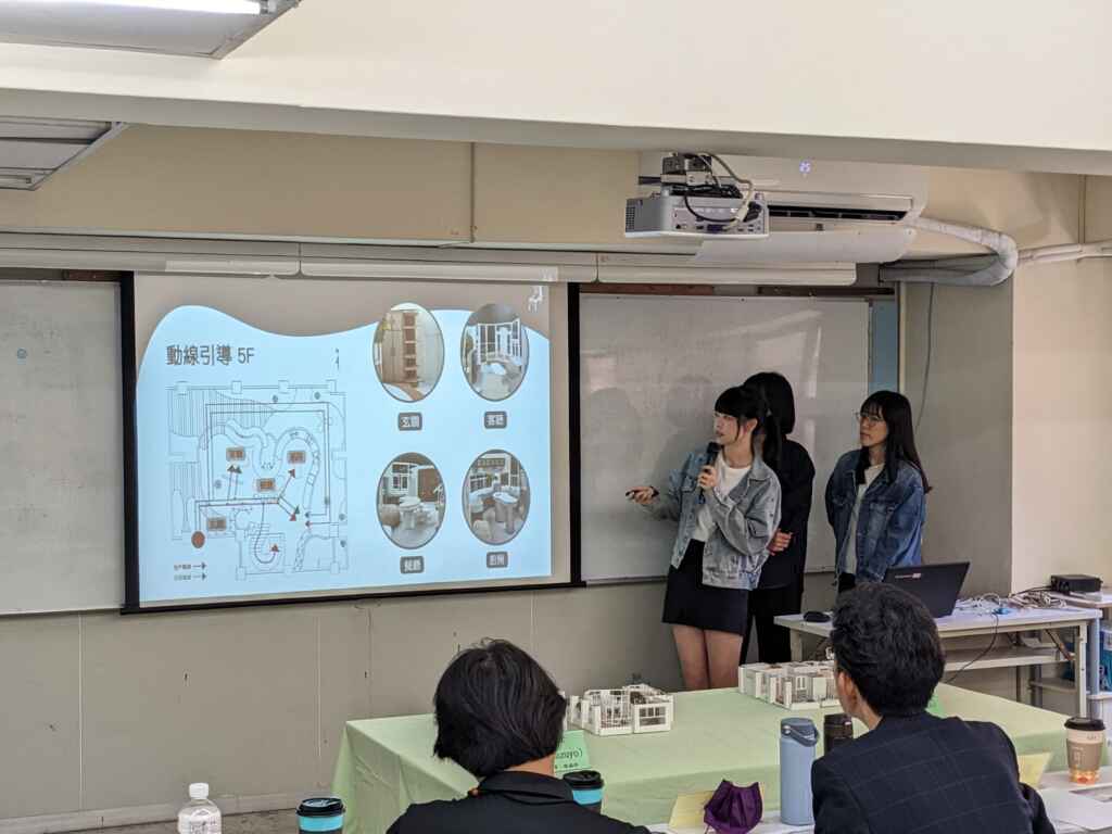 ▲學員亭諠受訓時介紹專題作品。(中彰投分署提供)