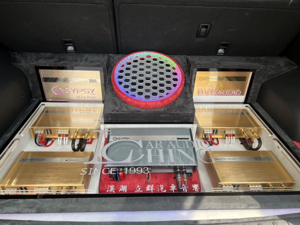 參展汽車音響改裝車輛於今日搶先亮相,此套設備耗時二個月改裝,造價約150萬元。