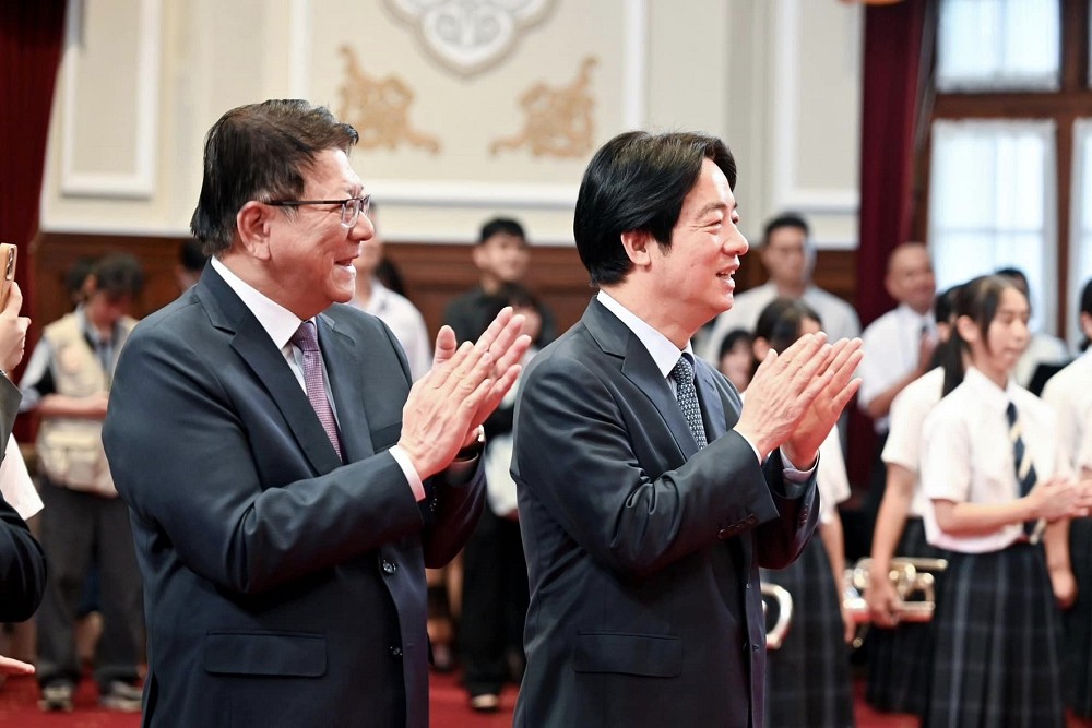 批憲法法庭淪政論節目 民眾黨團:潘孟安胡言亂語、毀憲亂政 188 批憲法法庭淪政論節目 民眾黨團:潘孟安胡言亂語、毀憲亂政 187
