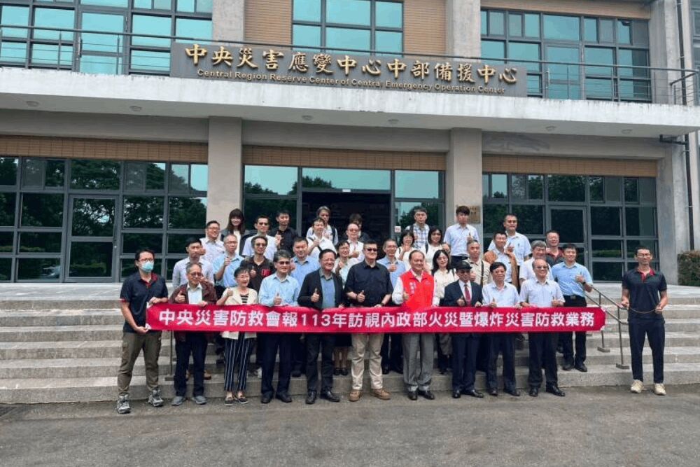 政委關心明揚大火策進作為 馬士元:降低救災風險確保人員安全 200 照片來源:消防署