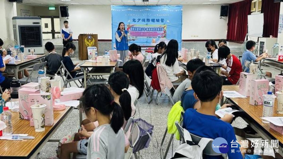 社會處啟動青春專案，自7月起陸續配合各局處辦理的暑期活動進行宣導