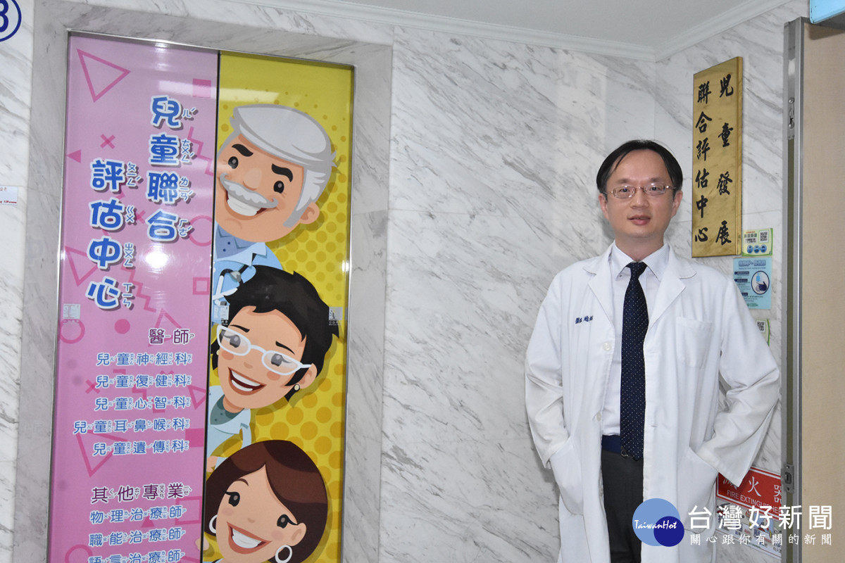 張通銘主任呼籲,遇到氣喘合併有新冠感染的個案,研究發現這些個案是容易有情緒。
