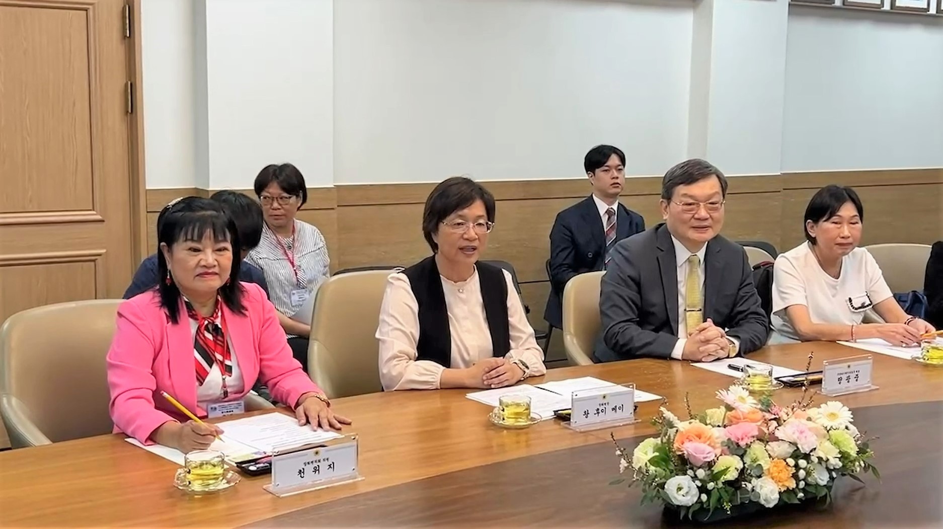 ▲彰化縣長王惠美率團前往韓國首爾，進行文化交流與學習之旅，拜會了首爾市議會，與議長崔好廷進行了一場深入且富有建設性的會談。（彰化縣政府提供）