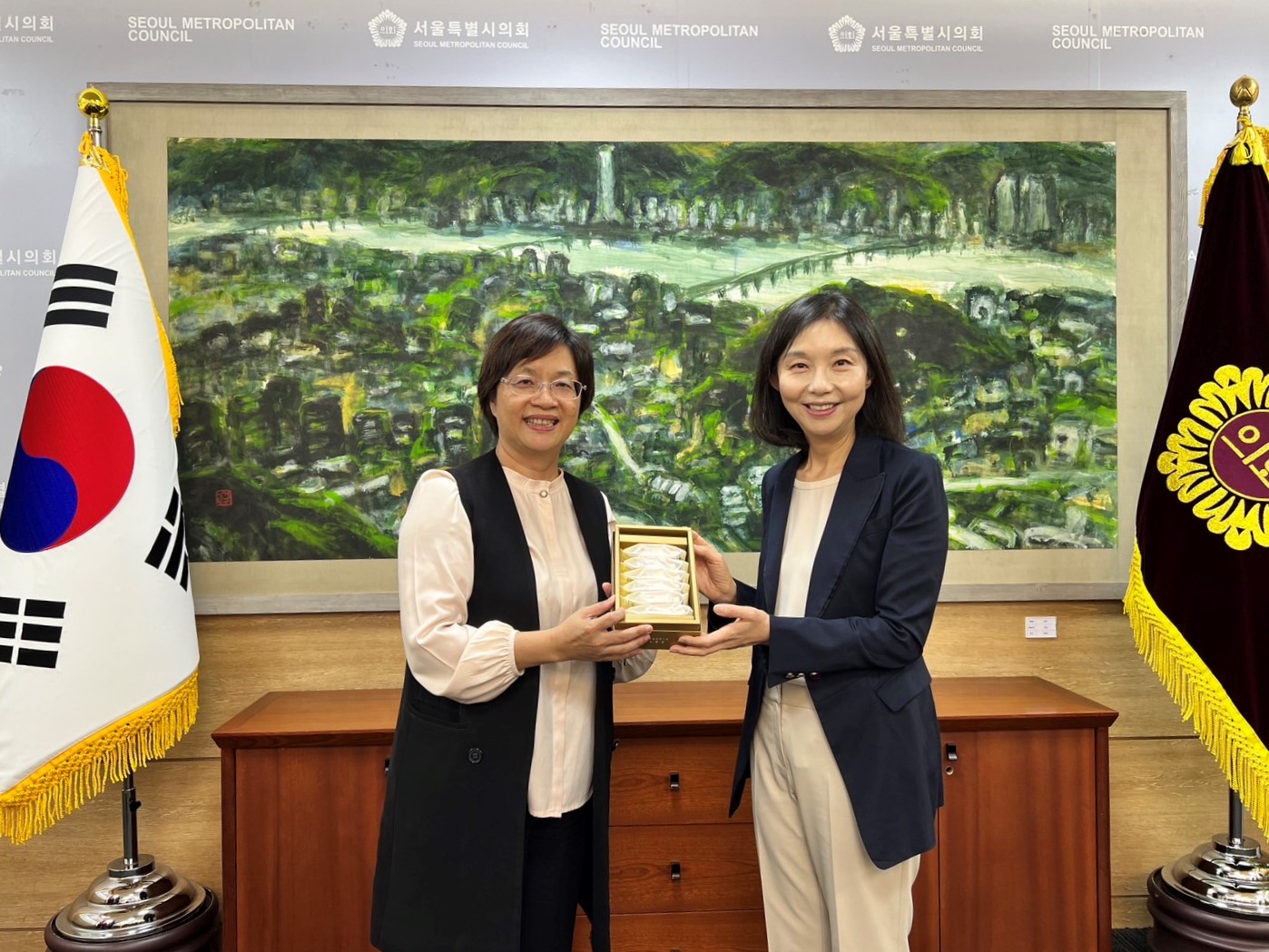 ▲彰化縣長王惠美率團前往韓國首爾，進行文化交流與學習之旅，拜會了首爾市議會，與議長崔好廷進行了一場深入且富有建設性的會談。（彰化縣政府提供）