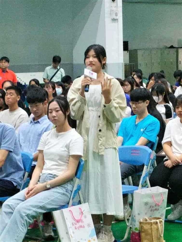 ▲大專青年學生分享校園工讀心得。（彰化縣政府提供）