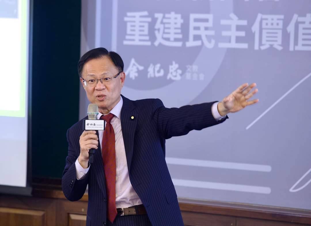 張啟楷指出台電無法迴避的數據是,,台電綠能占比在經過蔡英文政府執政八年後,僅由2016年的5.1%,提高為2023年的9.9%。(圖/張啟楷國會辦公室)