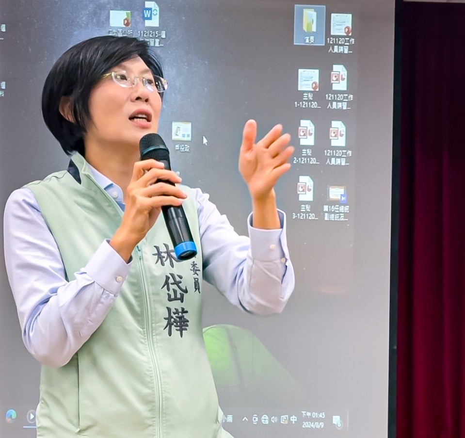 ▲立委林岱樺督親自主持「高雄市仁武區凱米颱風災損座談會」(記者李堂安翻攝)