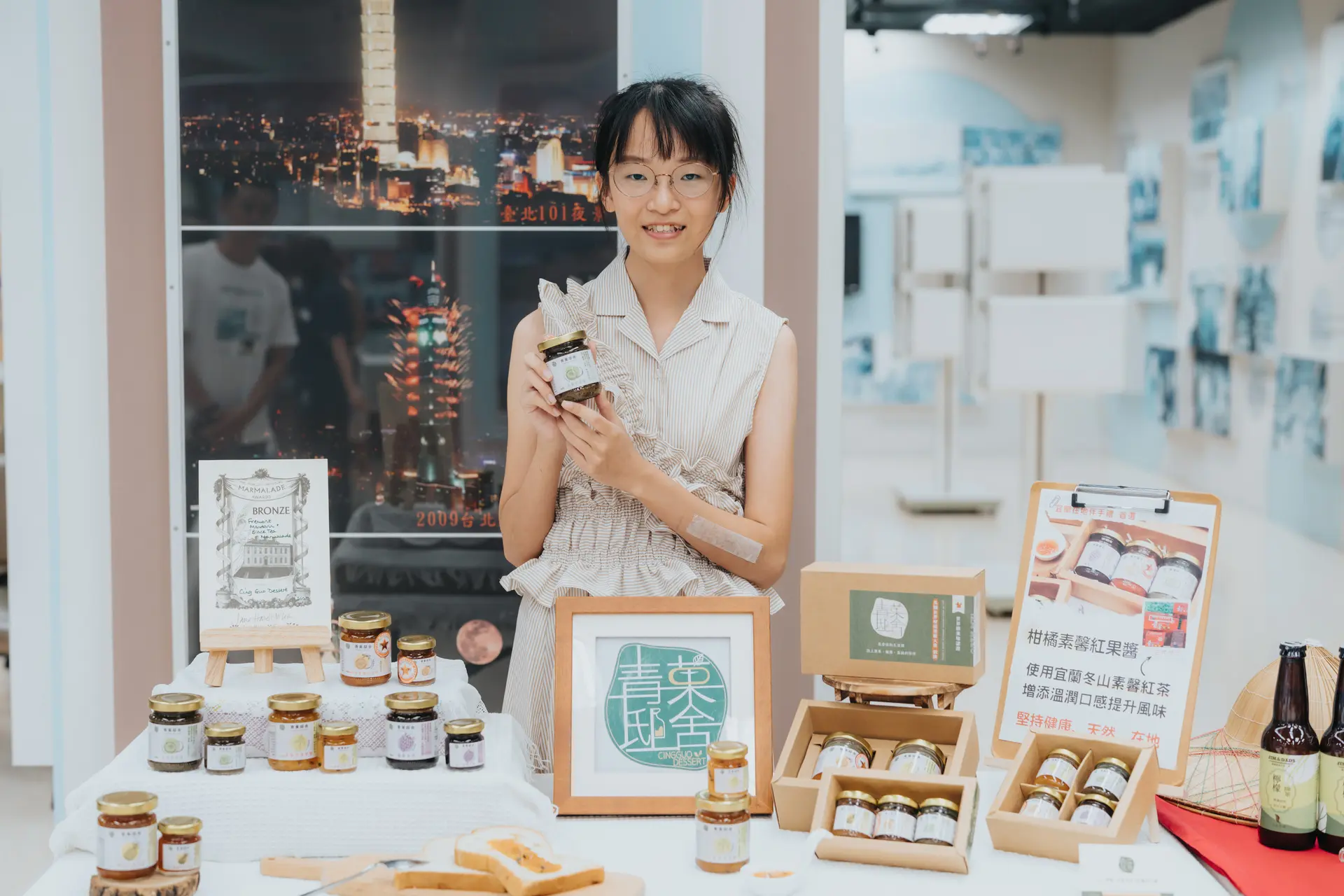 宜蘭頭城外澳北海岸旅遊 外澳月夜浪花巿集青菓邸舍