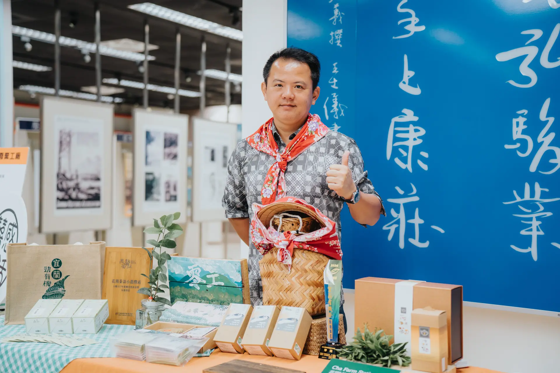 宜蘭頭城外澳北海岸旅遊 外澳月夜浪花巿集燈泡魚甜點工作室