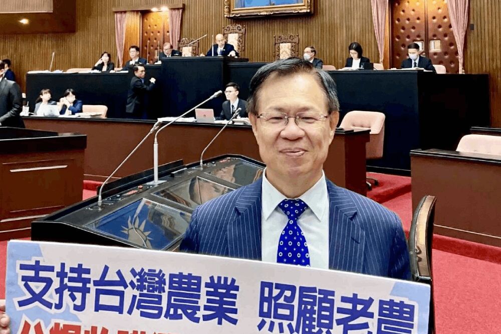指農業部無視國會決議公糧收購價調漲 張啓楷轟:造謠矇騙農民 271 照片來源:張啓楷國會辦公室