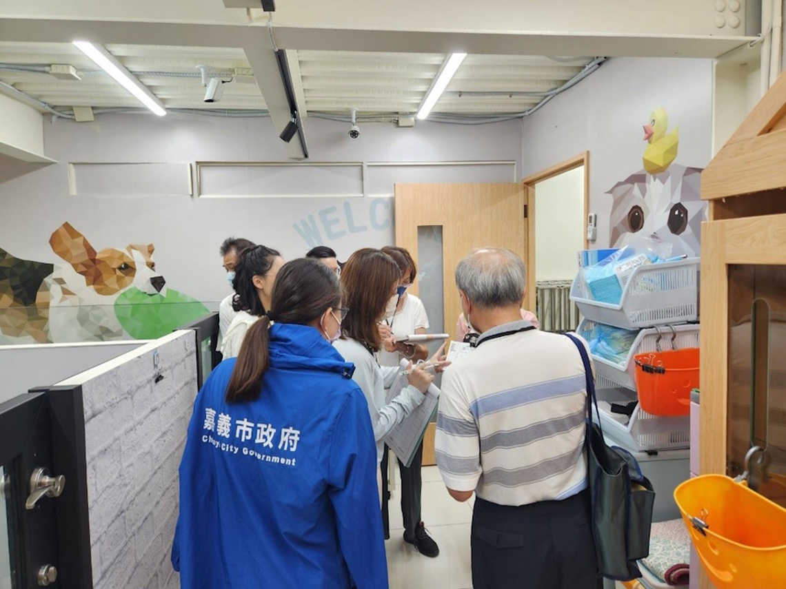 嘉義市21家特定寵物業，榮獲113年度優良業者