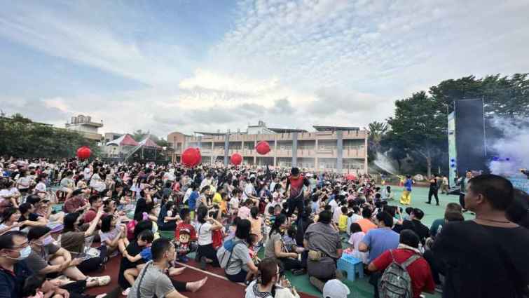 ▲大小朋友共度歡樂時光。（彰化縣政府提供）