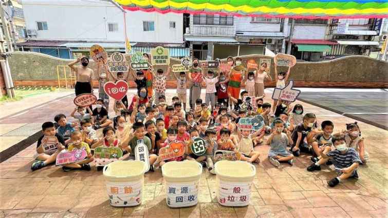 ▲幼兒園環境教育宣導向下扎根。（屏東縣政府提供）