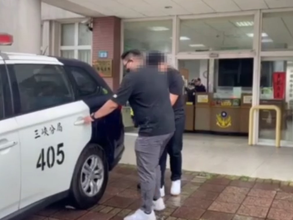 疑網路簽賭輸400萬元 馬國男來台打工當車手被逮 291 cnews204240811a04