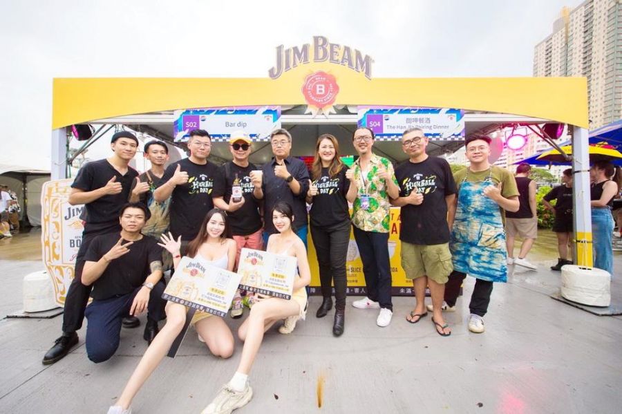 高雄雄嗨調酒節愛河熱鬧登場　吸引上萬民眾Chill一夏