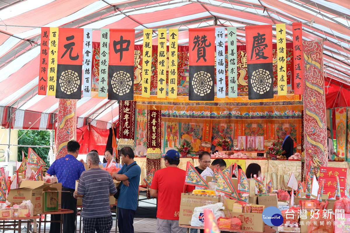 農產運銷公司業務蒸蒸日上舉辦慶贊中元祭典。(縣府提供)