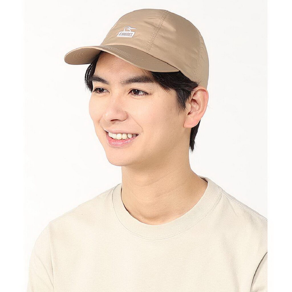 「CHUMS Rockville Cap 防水休閒帽」採用100%尼龍材質製成,具有防水及透氣功能。