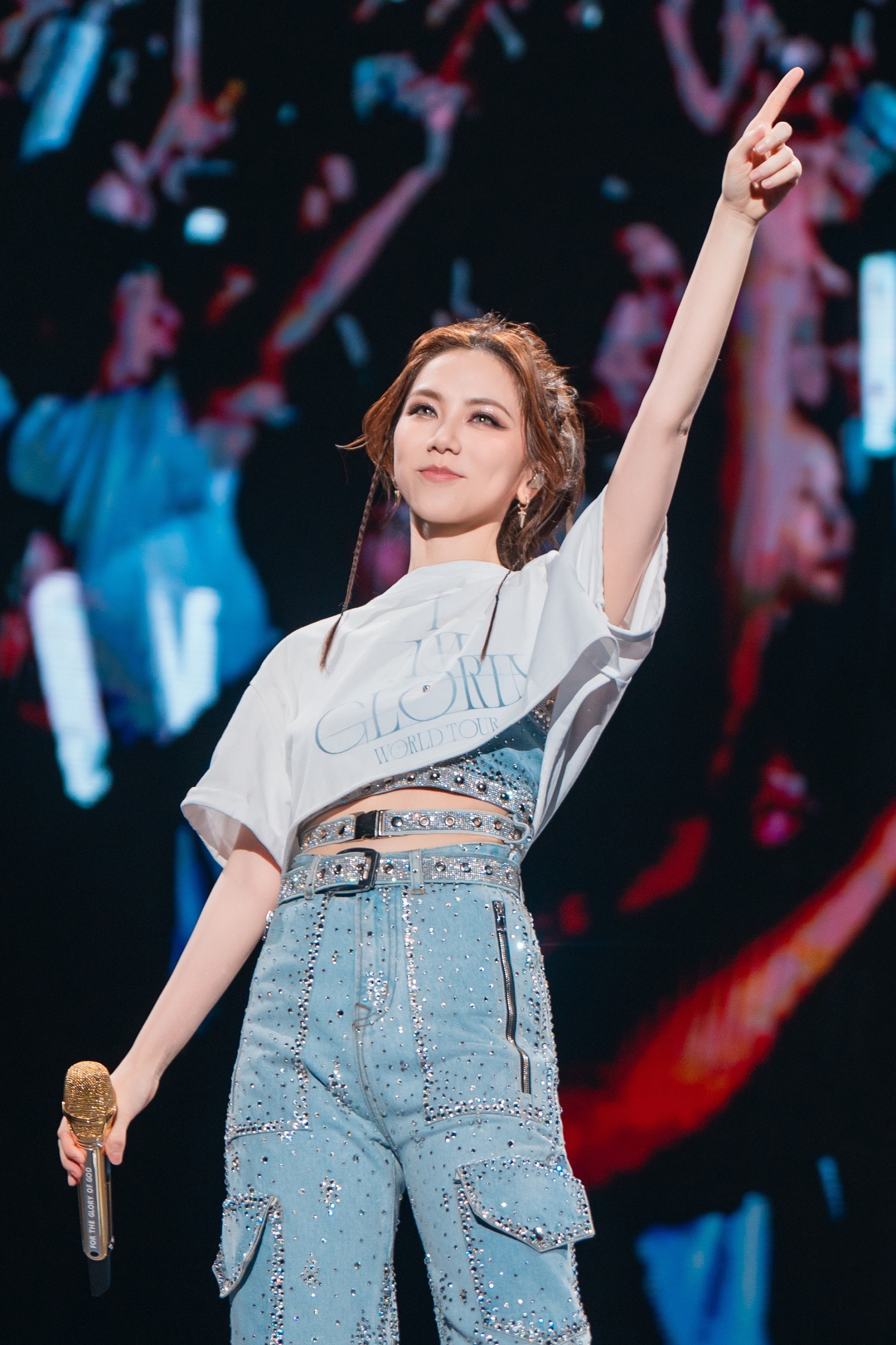 G.E.M.鄧紫棋的每一首歌都與歌迷傳遞着深刻的情感連結，温暖每一位歌迷的心。