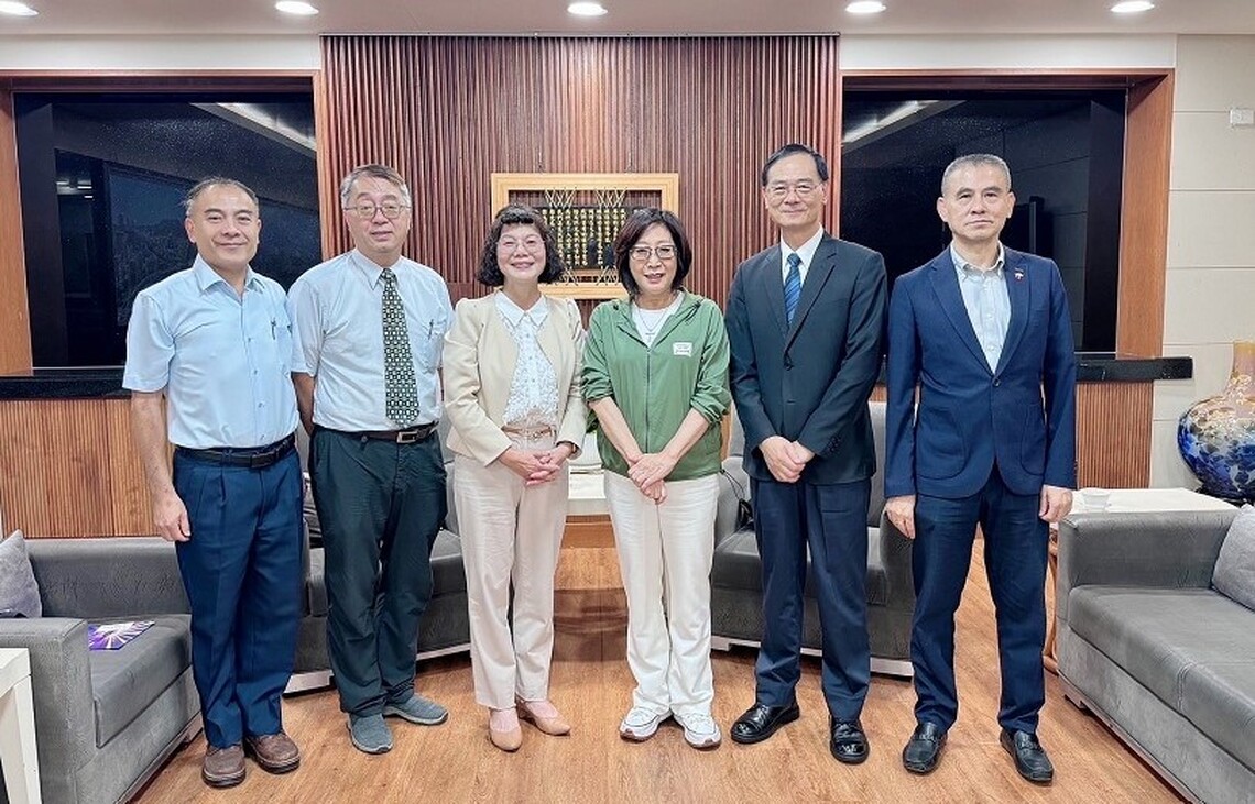 康議長期許空大深化AI及淨零觀念