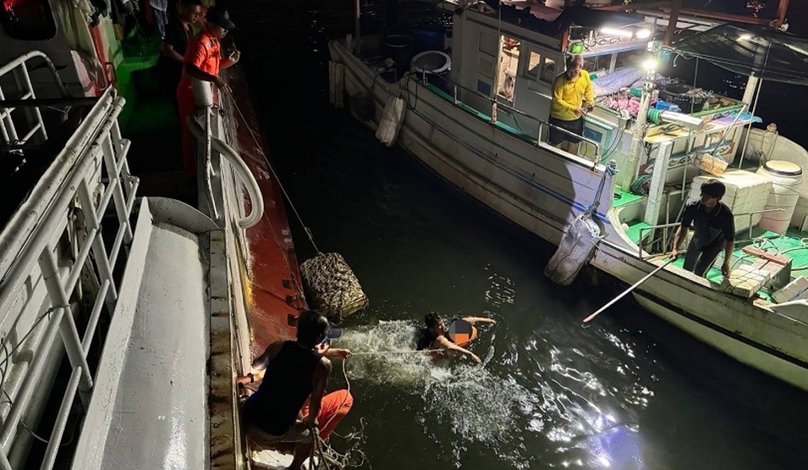 男子港區落海　海巡漁民合力救援