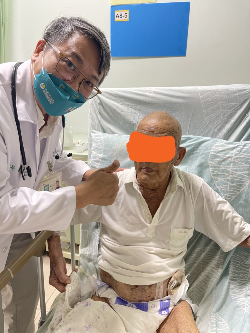 在地安養 無憂向晚 屏東大新醫院推動在宅急症照護計畫,醫護到宅