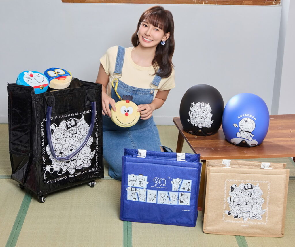 7-ELEVEN推「藤子.F.不二雄誕生90週年紀念」全店活動首次開發的「滑輪拖車購物袋」,還有ZEUS安全帽、限量文青保冷袋、限量絨毛造型手拿包