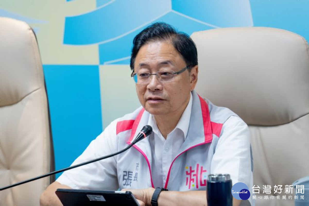 張市長建議以企業服務客戶的態度,提升市政服務效能。