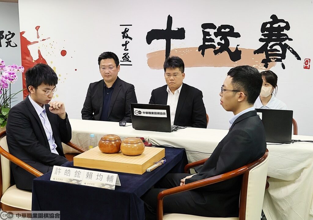 許皓鋐以三比一的佳績成功衛冕「十段」頭銜，奪得十段戰七連霸，寫下新紀錄！