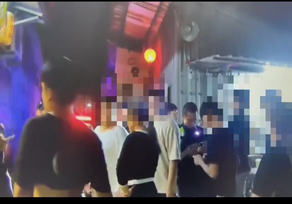 普渡法會鬧場 酒醉男子遭痛毆送醫 215 248240814a02