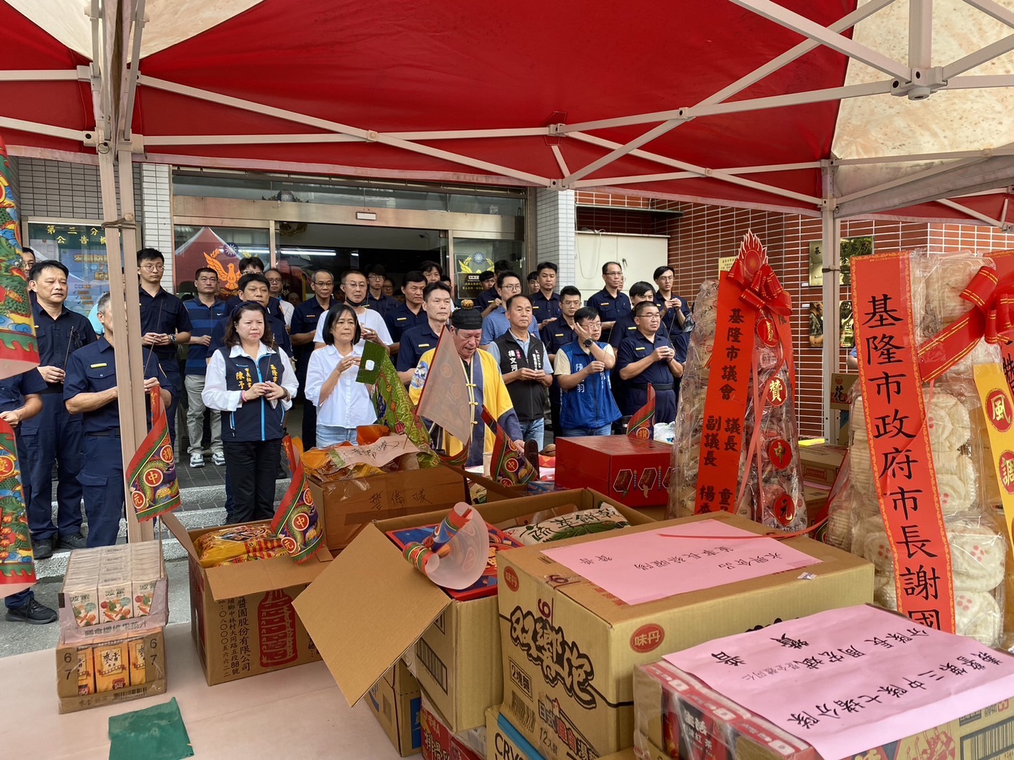 普渡祭拜祈福儀式。(記者薛秀蓮翻攝)