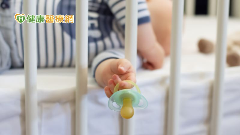 國內首例!自費打2劑「腸病毒疫苗」 10月大男嬰仍腸病毒重症入ICU