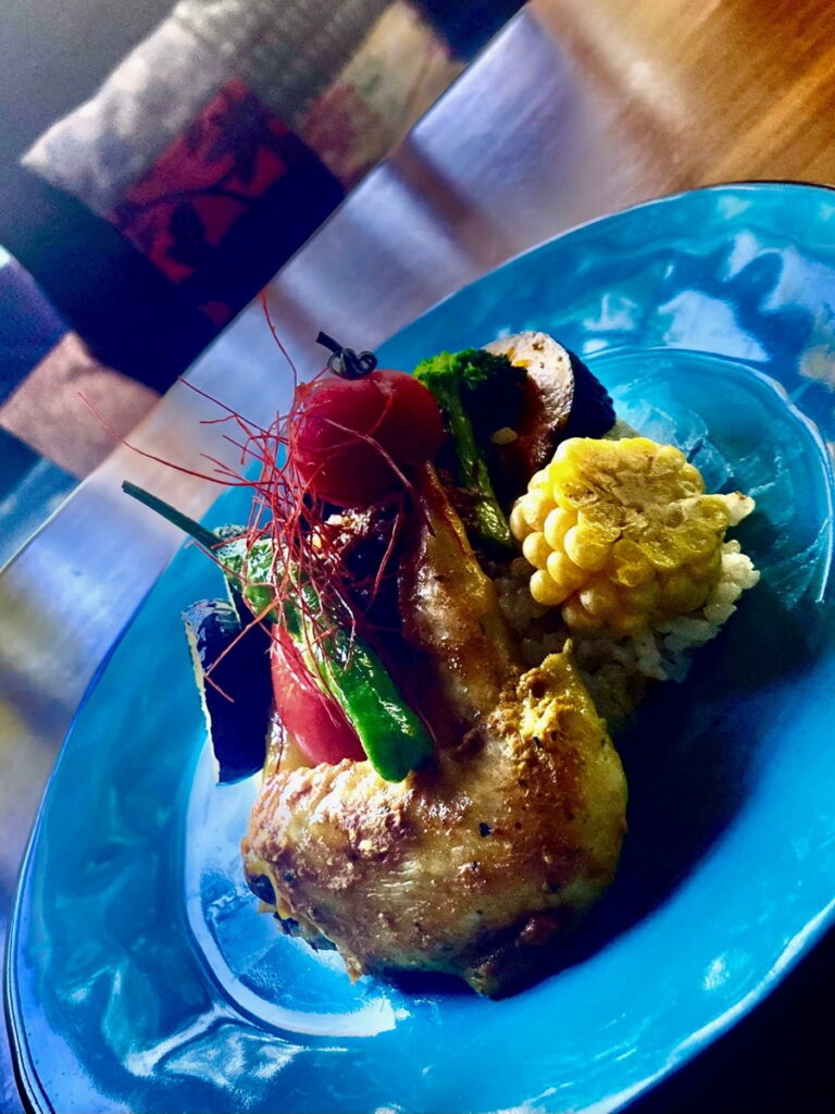 CAFE OKIMOTO的當季蔬菜spicy咖哩,色香味俱全。(©CAFE OKIMOTO)