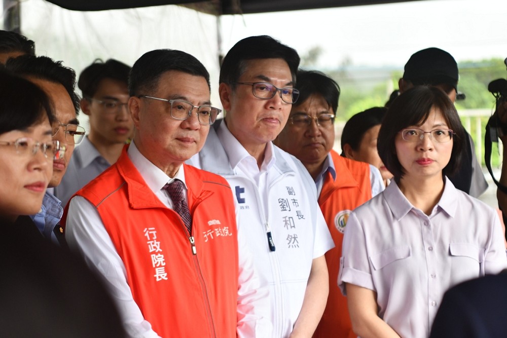 解決林口、八里壅塞問題 劉和然盼攜手中央儘速改善市道105線 208 解決林口、八里壅塞問題 劉和然盼攜手中央儘速改善市道105線 207