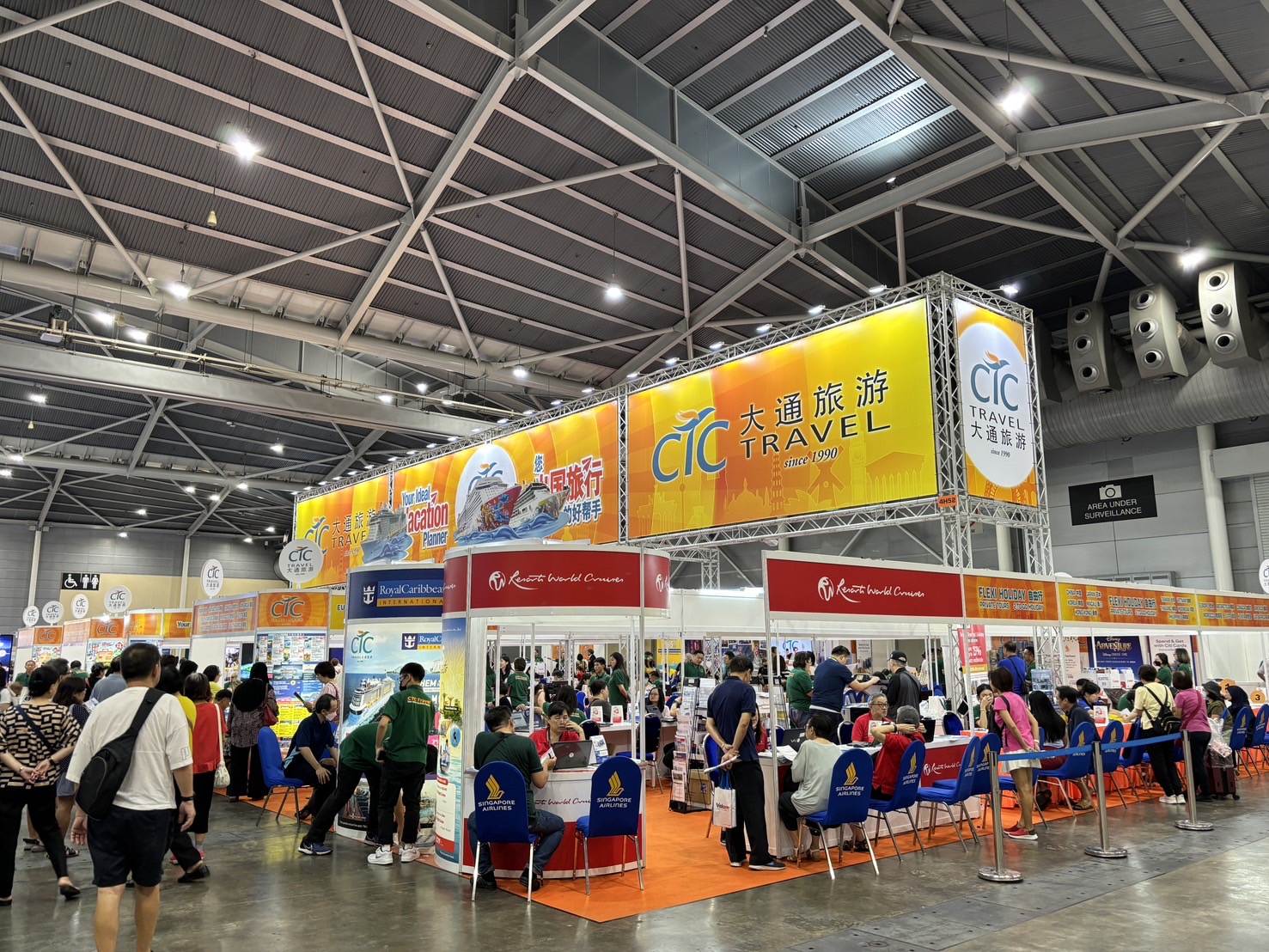 ▲彰化縣長王惠美率團參加新加坡秋季旅展台灣館開幕活動，與當地旅行業協會簽訂旅遊合作備忘錄，盼兩地旅遊相互拉抬。（彰化縣政府提供）