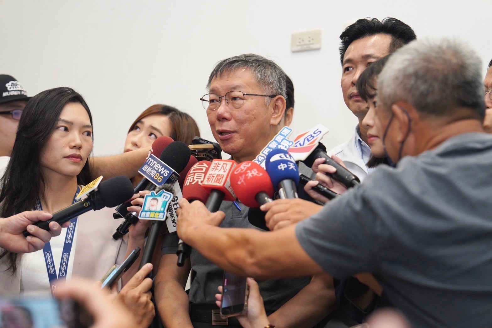 【有影】蔡壁如要黃珊珊辭立委 柯文哲:先解決問題再談咎責 234 【有影】蔡壁如要黃珊珊辭立委 柯文哲:先解決問題再談咎責 233