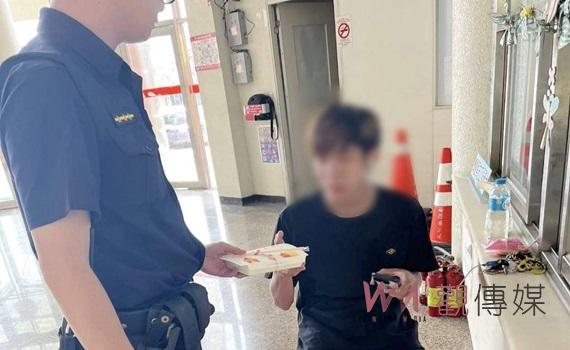 身無分文無助徘徊警所外 熱心臺西警助男子解困境