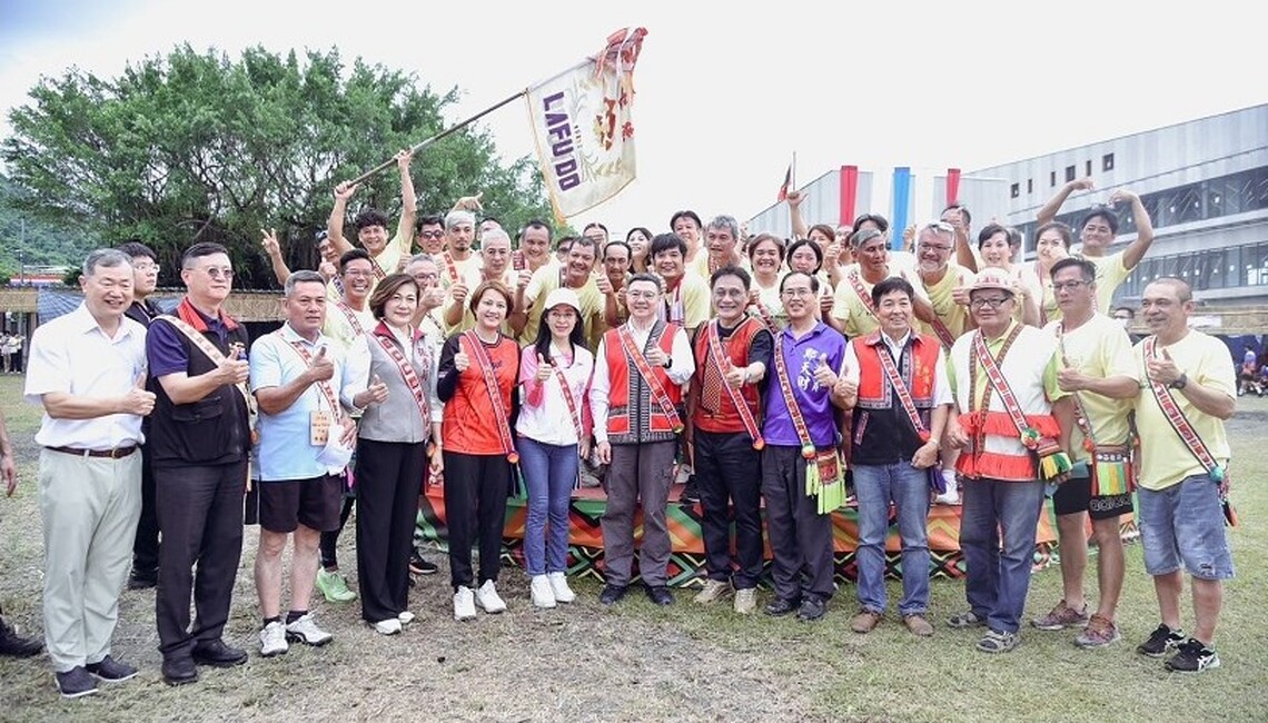 卓揆與原民會主委出席豐年祭 強調原住民族文化的重要性