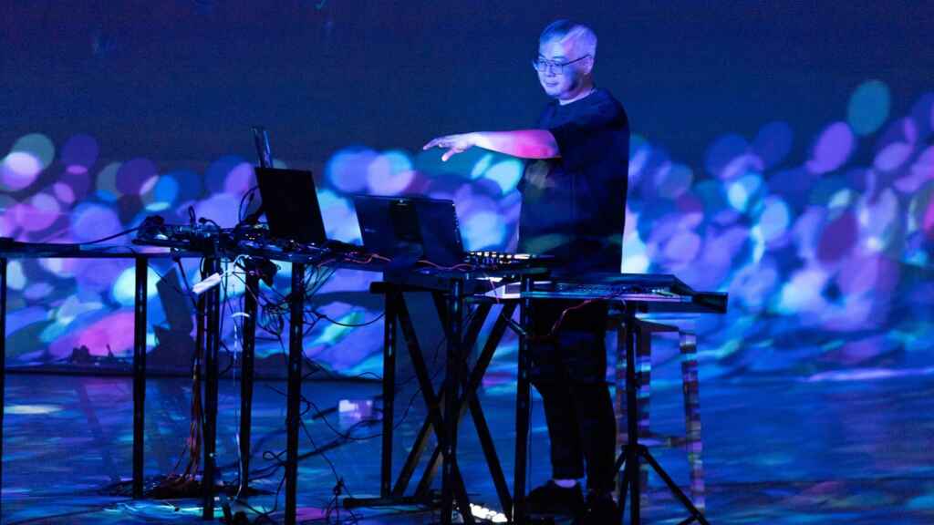▲2024 夏日放/FUN時光—2023-2024駐館藝術家 葉廷皓《幻象的殘響》彩排記者會。(歌劇院提供)