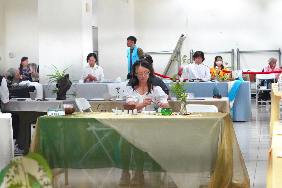 漾新聞|高餐大舉辦全國泡茶比賽 最小僅十歲國小生泡起茶來架勢十足！